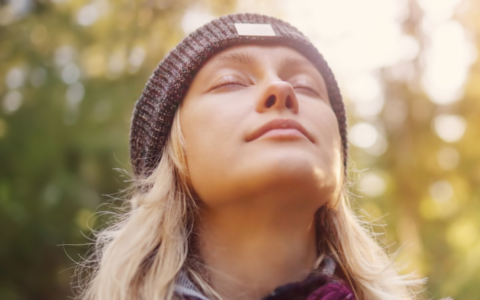 Empower tips to find inner peace and contentment.